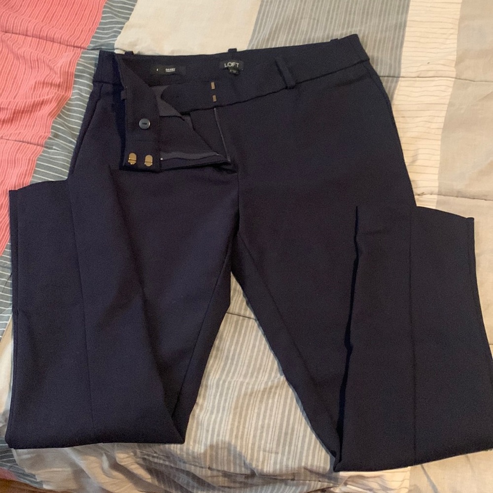 Navy blue Loft skinny pant